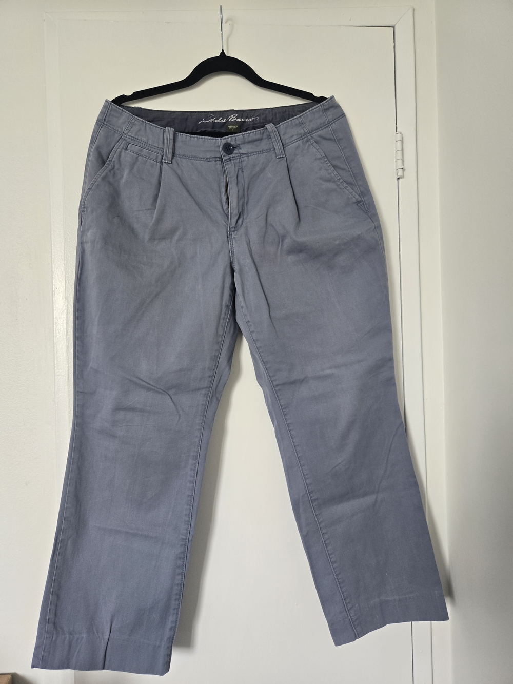 Classic Straight Leg Chinos in Light Blue-Gray
